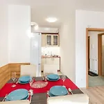 Sunny And Pet Friendly 1Bedr Close To The Centre