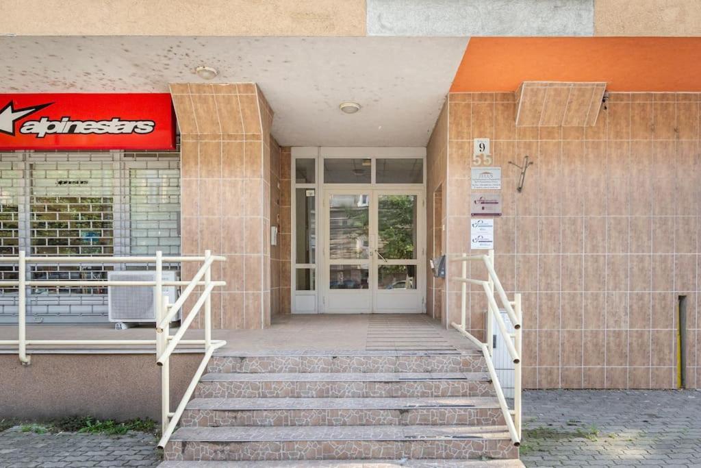 Apartment Sunny And Pet Friendly 1bedr Close To The Centre Budapest